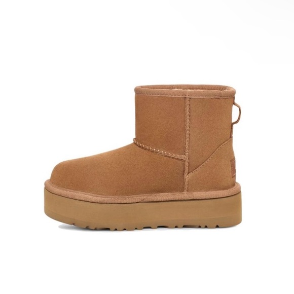 UGG Kids Classic Mini Platform in Chestnut 1143700K-CHE